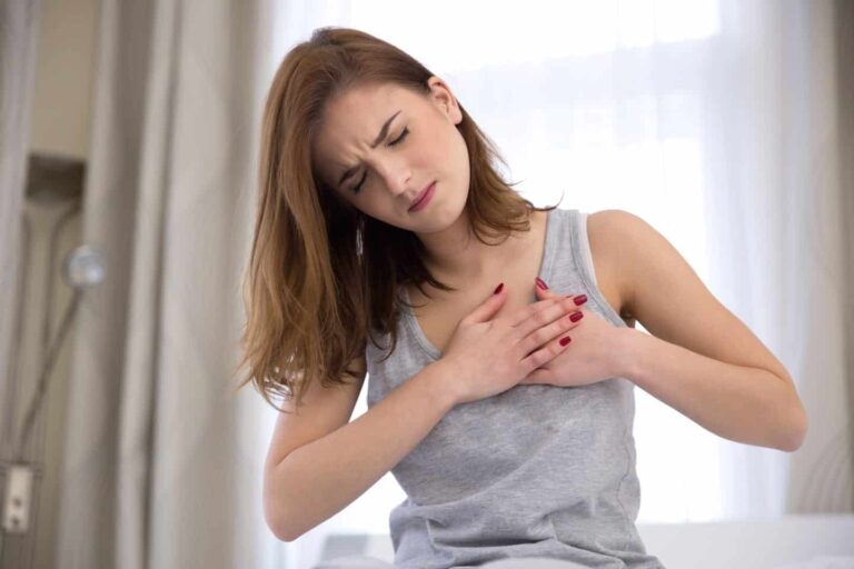 One Month Before a Heart Attack, Your Body Will Alert You: Here are the 6 Symptoms!