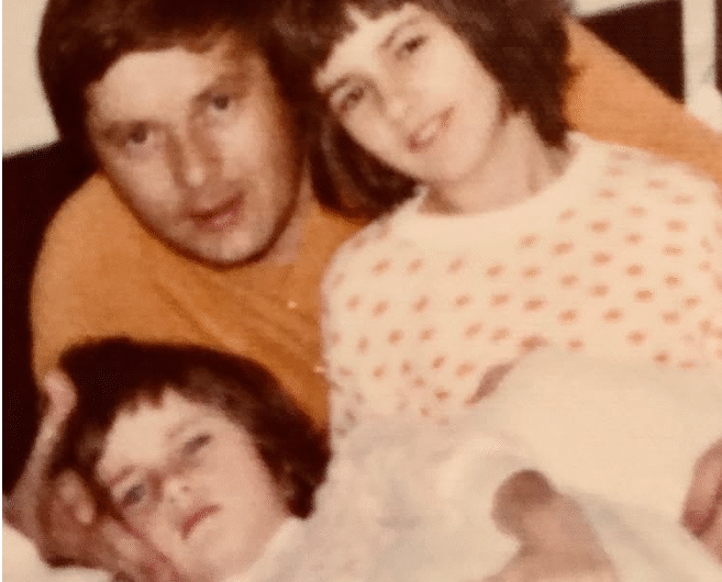 Revealing Melania Trump’s Youth: A Journey of Grace, Determination, and Dreams Beyond Slovenia