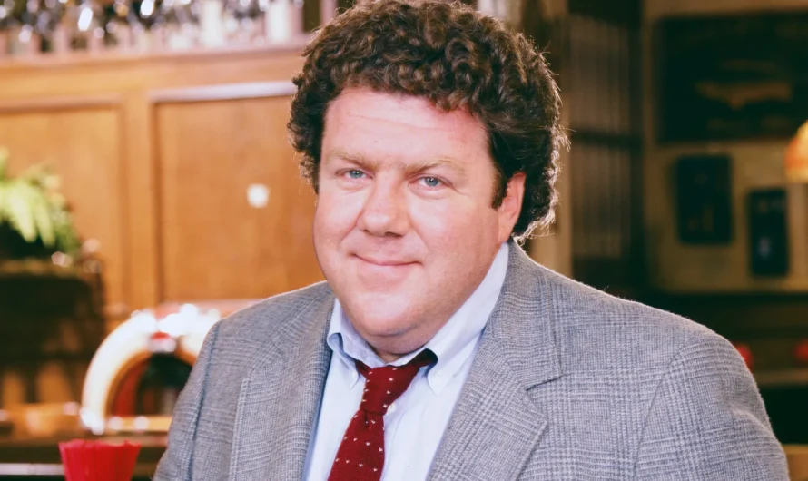 SAD ENDING BELOVED comedian and actor found dead this morning at his home. The cause of his death is very sad Watch